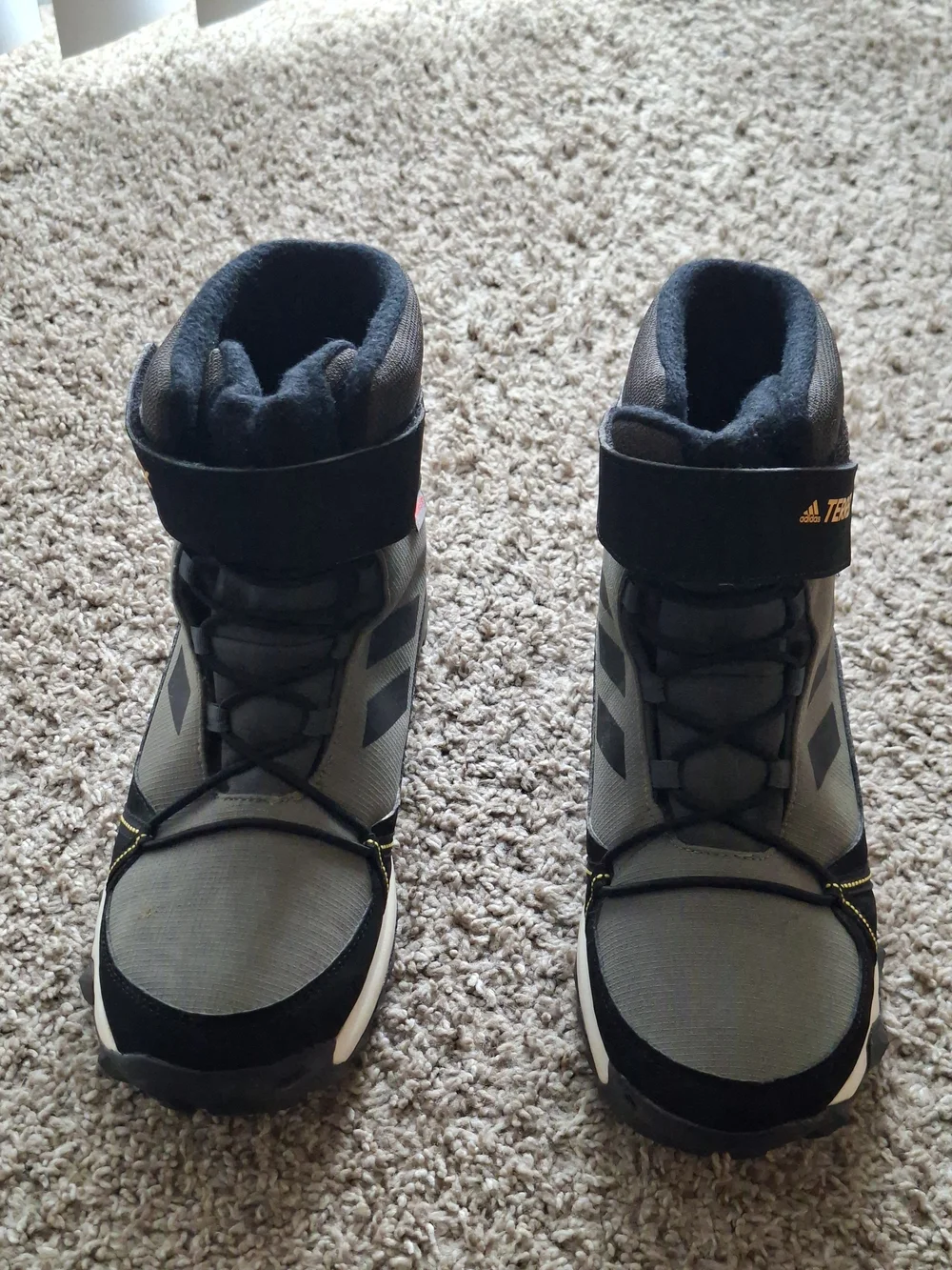 Adidas Terrex RAIN.RDY Winter Hiking Boots Gray/Black Men's Size 6.5 Waterproof